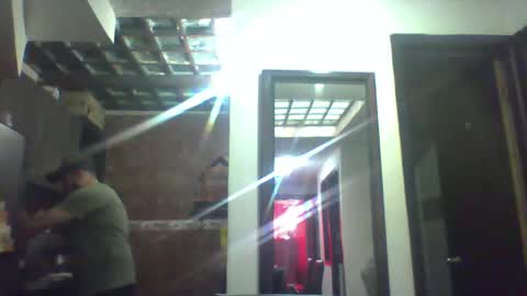 Snapshot of reyalad_mariana chatting on February 2025 03:05:01 PM REYALAD online show from February 2025 03:05:01 PM