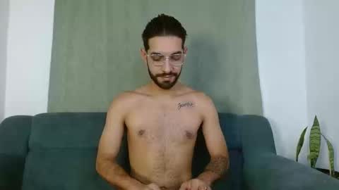 REY PABLO Independent online show from September 2025 10:33:02 PM