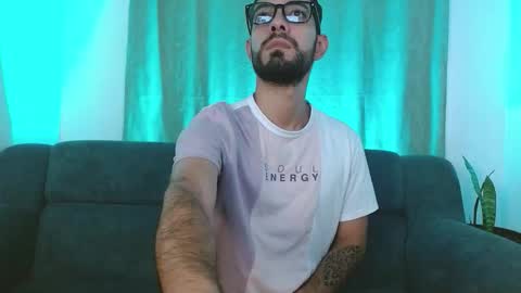 REY PABLO Independent online show from October 2025 07:25:02 PM