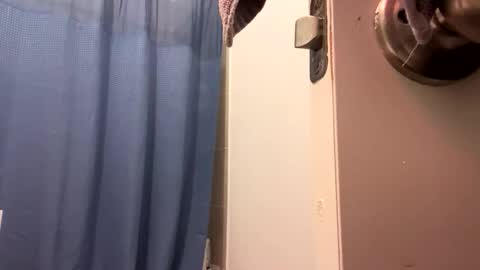 Ryan Gold online show from April 2026 07:40:01 AM