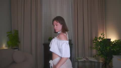 Snapshot of rhebageigel chatting on June 2026 10:23:02 PM Nanami online show from June 2026 10:23:02 PM