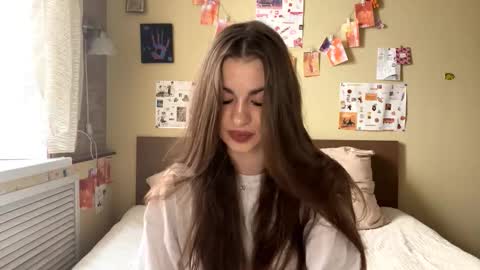 Snapshot of rhiannonmuccigrosso chatting on October 2025 08:26:01 AM Anna online show from October 2025 08:26:01 AM