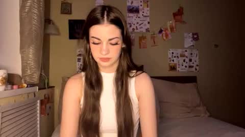 Snapshot of rhiannonmuccigrosso chatting on December 2025 03:10:01 PM Anna online show from December 2025 03:10:01 PM