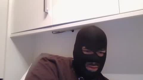 rhydos28 online show from April 2026 07:31:01 AM