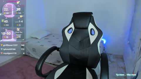 Snapshot of riana_kean chatting on February 2025 04:20:01 AM RianaK online show from February 2025 04:20:01 AM