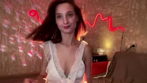 Snapshot of riana_razz chatting on June 2026 08:19:01 AM riana_razz online show from June 2026 08:19:01 AM