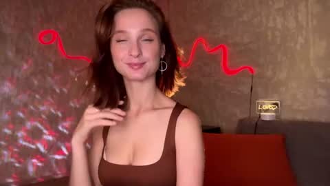 Snapshot of riana_razz chatting on June 2026 08:19:01 AM riana_razz online show from June 2026 08:19:01 AM