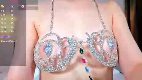 Snapshot of riawoods chatting on June 2026 05:37:02 PM Ria Woods online show from June 2026 05:37:02 PM