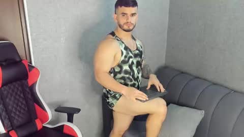 ricardogonzalez666 online show from January 2025 12:46:01 AM