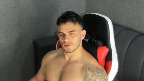 ricardogonzalez666 online show from February 2025 06:22:02 PM