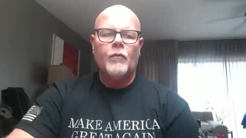 Snapshot of rich32937 chatting on December 2024 04:32:02 PM rich32937 online show from December 2024 04:32:02 PM