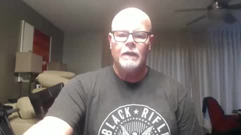 Snapshot of rich32937 chatting on February 2026 06:11:02 PM rich32937 online show from February 2026 06:11:02 PM