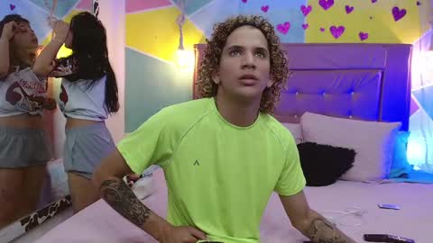 Snapshot of rich_de_la_rosa chatting on February 2025 04:25:01 AM rich and kitty online show from February 2025 04:25:01 AM