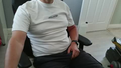 UK Straight Guy online show from June 2026 09:58:01 AM