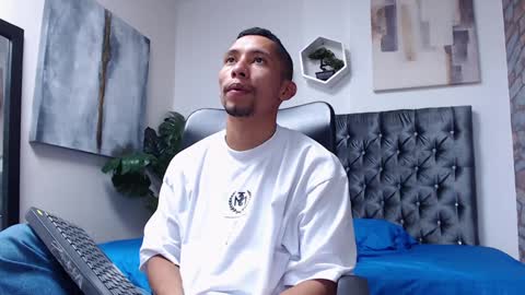 richar_voller online show from December 2024 03:05:02 PM
