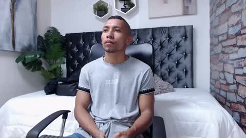 richar_voller online show from December 2024 11:32:02 AM
