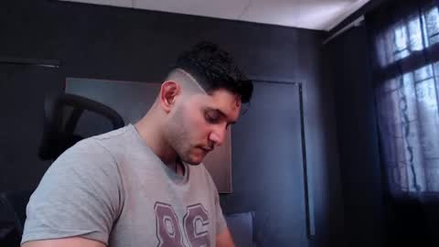 Snapshot of richard_milleer chatting on May 2026 04:26:02 PM Ricardo online show from May 2026 04:26:02 PM