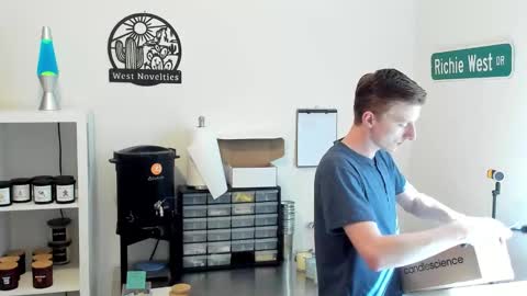 Richie online show from March 2026 08:27:02 PM