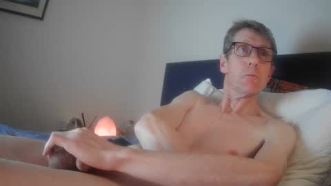 Snapshot of richj392507 chatting on December 2024 09:05:02 PM richj392507 online show from December 2024 09:05:02 PM