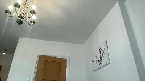 londongent online show from December 2024 12:16:02 PM