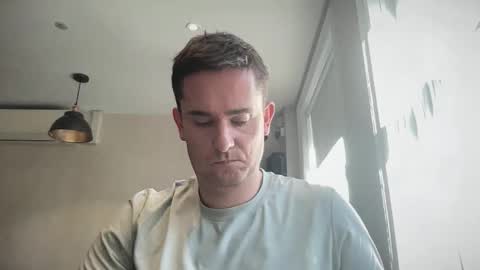 londongent online show from November 2025 01:33:01 PM