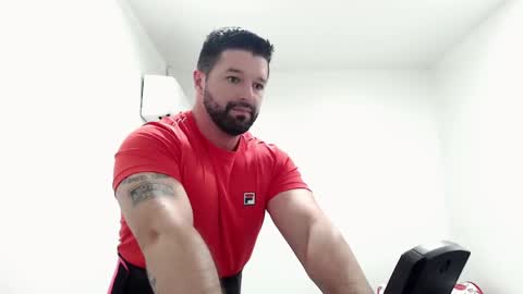 Snapshot of richrolland chatting on February 2025 04:40:02 PM Rickseduction online show from February 2025 04:40:02 PM