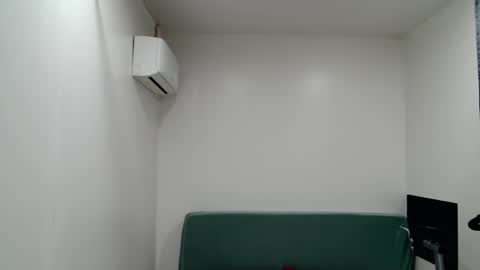 Snapshot of richrolland chatting on November 2025 01:32:01 PM Rickseduction online show from November 2025 01:32:01 PM