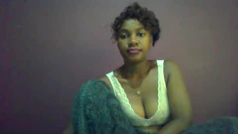 Snapshot of ricie001 chatting on April 2026 08:28:02 AM ricie001 online show from April 2026 08:28:02 AM