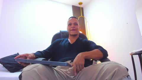 Ricky  online show from March 2025 08:05:01 PM