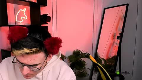 Rico online show from November 2025 07:15:01 PM