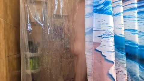 Snapshot of ridiculousness00 chatting on December 2025 08:50:02 PM bwc daddy online show from December 2025 08:50:02 PM