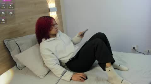 Snapshot of rihannadeep chatting on April 2026 10:18:02 AM Sara online show from April 2026 10:18:02 AM