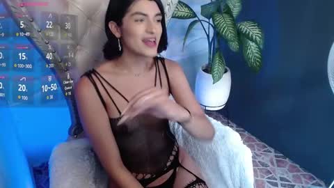 Snapshot of rihannagil chatting on December 2025 03:18:02 PM rihanna online show from December 2025 03:18:02 PM