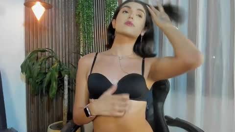 Snapshot of rihannagil chatting on February 2026 02:45:01 AM rihanna online show from February 2026 02:45:01 AM