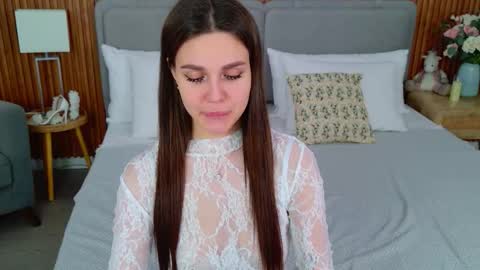 Rihanna online show from November 2025 05:23:01 PM