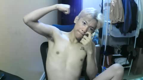 Snapshot of riiichie12 chatting on October 2025 08:33:02 AM riiichie12 online show from October 2025 08:33:02 AM