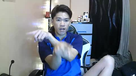 riiichie12 online show from February 2026 06:26:02 PM