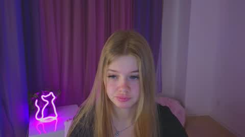 Snapshot of riinaaa chatting on October 2025 08:30:02 PM Rina online show from October 2025 08:30:02 PM