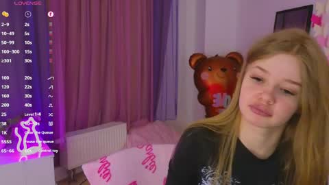 Rina online show from March 2026 08:43:01 PM