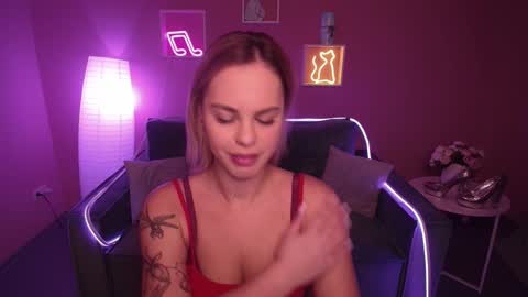 Snapshot of rikaraily chatting on January 2025 07:30:01 AM Rika online show from January 2025 07:30:01 AM