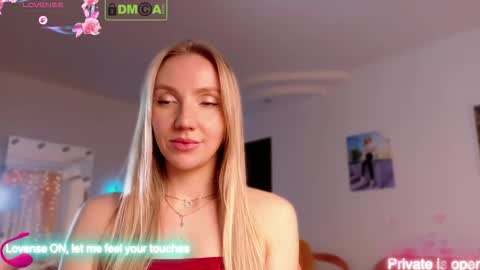 Snapshot of rina_asty chatting on November 2025 08:02:01 PM Rina Asty online show from November 2025 08:02:01 PM