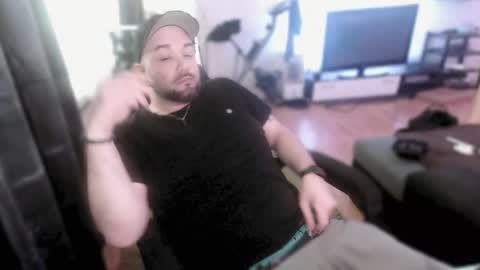 Snapshot of riptid3_ chatting on February 2025 12:39:02 PM Ask Me online show from February 2025 12:39:02 PM