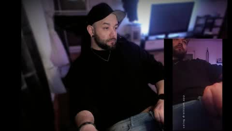 Snapshot of riptid3_ chatting on March 2025 09:59:01 PM Ask Me online show from March 2025 09:59:01 PM