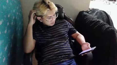 ririhoee online show from March 2026 07:19:01 PM