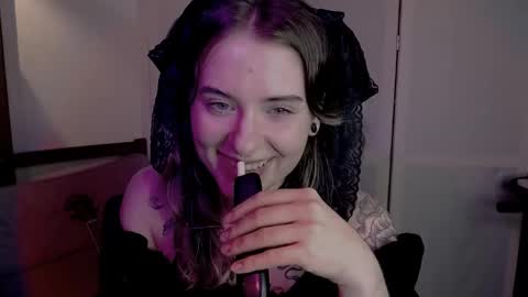 Snapshot of risha_laass chatting on December 2024 09:04:01 PM risha_laass online show from December 2024 09:04:01 PM