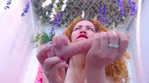 Snapshot of risitos_de_oro_ chatting on July 2026 09:59:02 AM Risitos De Oro online show from July 2026 09:59:02 AM
