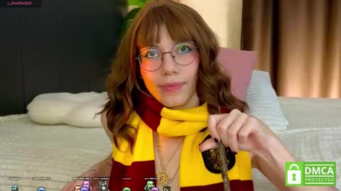 Agnes online show from February 2025 01:49:02 PM
