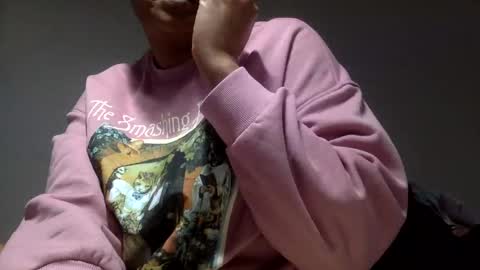 Snapshot of riversaint chatting on December 2024 08:33:02 AM River Saint online show from December 2024 08:33:02 AM