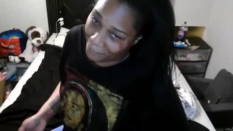 Snapshot of riversaint chatting on September 2025 10:09:01 PM River Saint online show from September 2025 10:09:01 PM