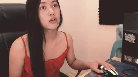 Snapshot of riyah_parker chatting on May 2026 02:28:01 AM riyah_parker online show from May 2026 02:28:01 AM